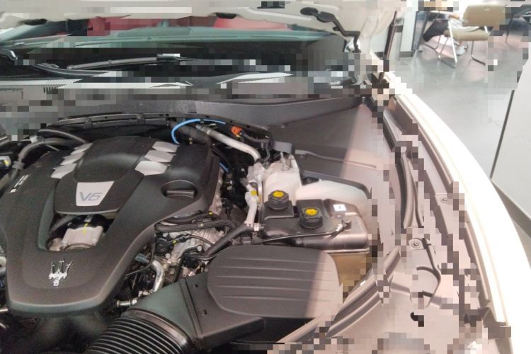 Used Maserati Levante 2022 3.0T Modena Engine Bay Left