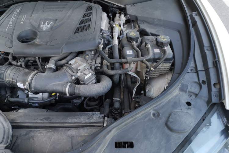 Used Maserati Levante 2022 2.0T GT Sharp Edition Engine Bay Left