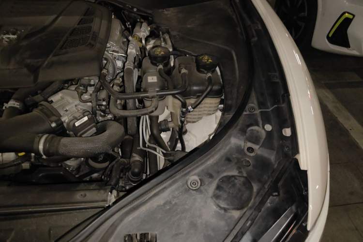 Used Maserati Levante 2022 2.0T GT Sharp Edition Engine Bay Left