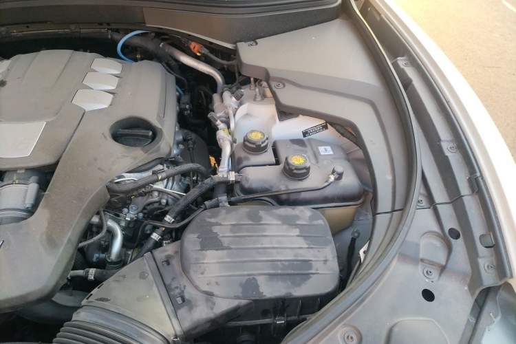 Used Maserati Levante 2022 3.0T Modena Engine Bay Left