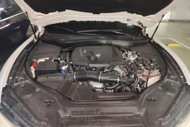 Used Maserati Levante 2022 2.0T GT Sharp Edition Engine Bay