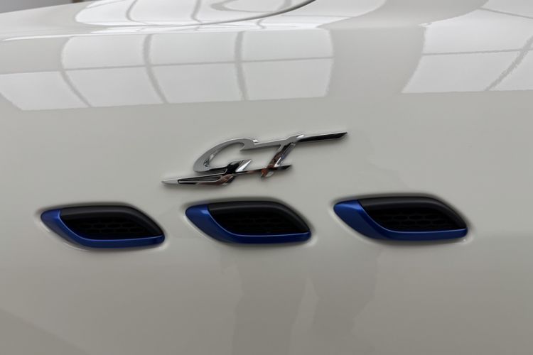 Used Maserati Levante 2022 2.0T GT Sharp Edition Exterior 2