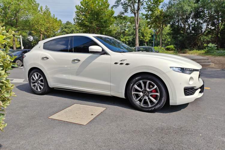 Used Maserati Levante 2022 2.0T GT Sharp Edition Exterior 2