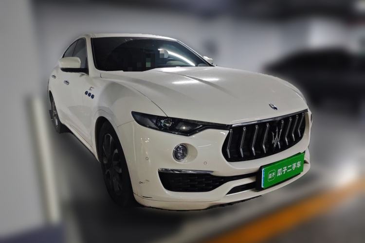 Used Maserati Levante 2022 2.0T GT Sharp Edition Front Right 45 Deg