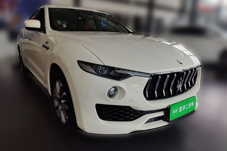 Used Maserati Levante 2022 2.0T GT Sharp Edition Front Right 45 Deg