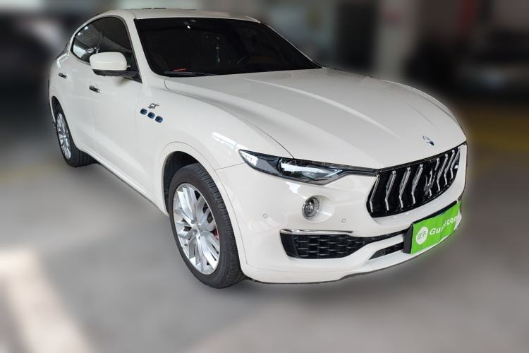 Used Maserati Levante 2022 2.0T GT Sharp Edition Front Right 45 Deg