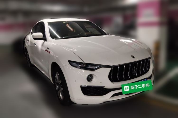 Used Maserati Levante 2022 2.0T GT Sharp Edition Front Right 45 Deg