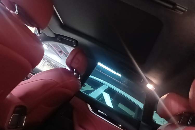 Used Maserati Levante 2022 2.0T GT Sharp Edition Headliner