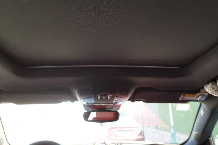 Used Maserati Levante 2022 2.0T GT Sharp Edition Headliner