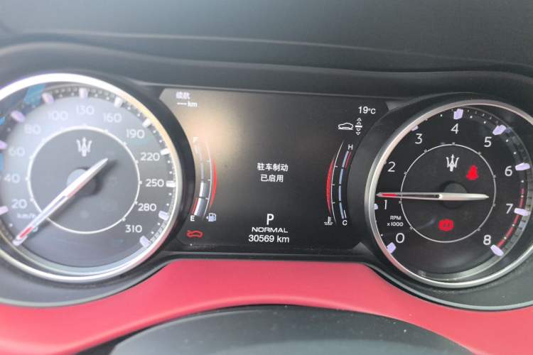 Used Maserati Levante 2022 2.0T GT Sharp Edition Instrument Cluster