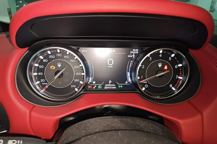 Used Maserati Levante 2022 3.0T Modena Instrument Cluster