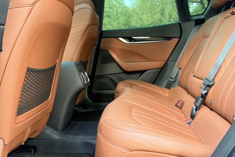 Used Maserati Levante 2022 3.0T Modena Interior 10