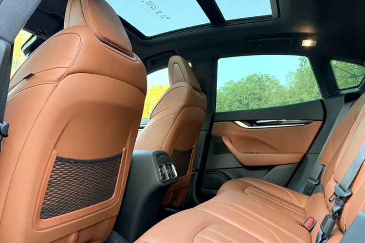 Used Maserati Levante 2022 3.0T Modena Interior 14