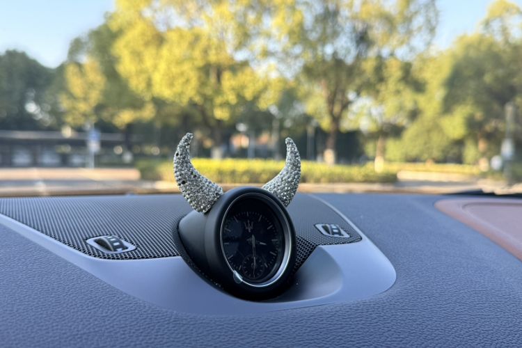 Used Maserati Levante 2022 3.0T Modena Interior 14