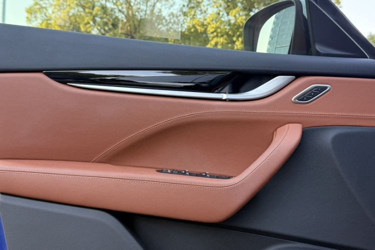 Used Maserati Levante 2022 3.0T Modena Interior 5