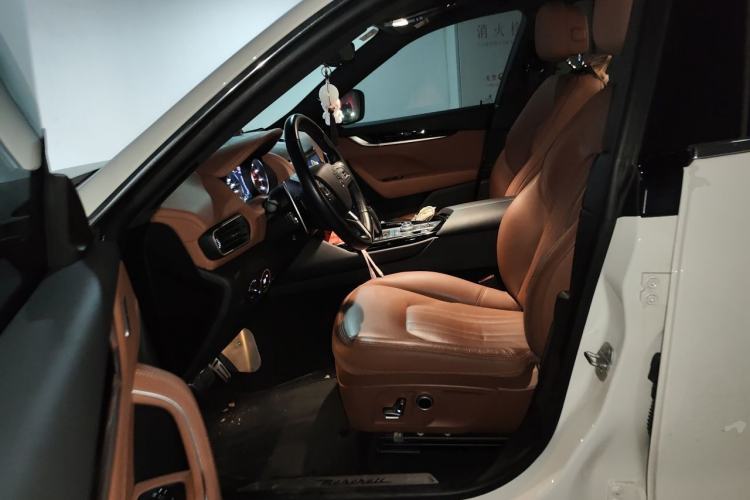 Used Maserati Levante 2022 2.0T GT Sharp Edition Left Front Seat