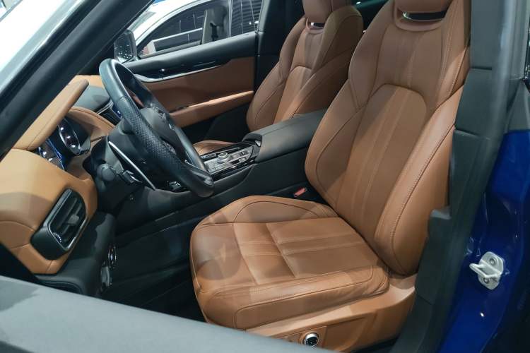 Used Maserati Levante 2022 3.0T Modena Left Front Seat