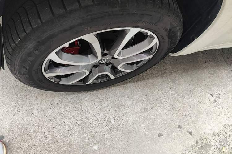 Used Maserati Levante 2022 2.0T GT Sharp Edition Left Front Wheel Hub