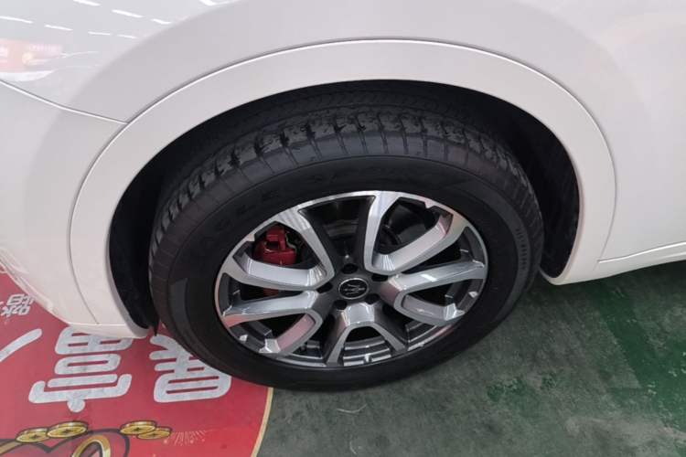 Used Maserati Levante 2022 2.0T GT Sharp Edition Left Front Wheel Hub