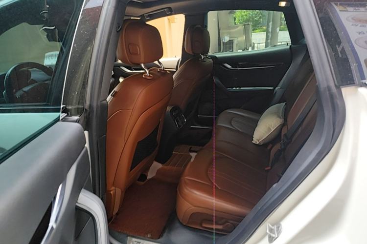 Used Maserati Levante 2022 2.0T GT Sharp Edition Left Rear Seat
