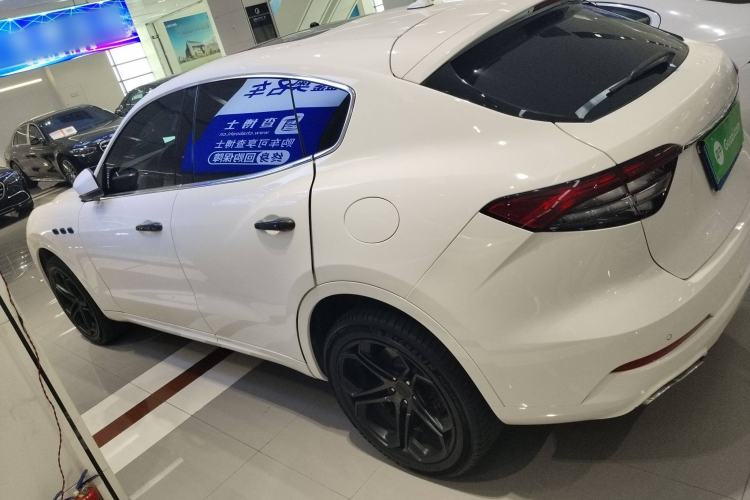 Used Maserati Levante 2022 2.0T GT Sharp Edition Left Side