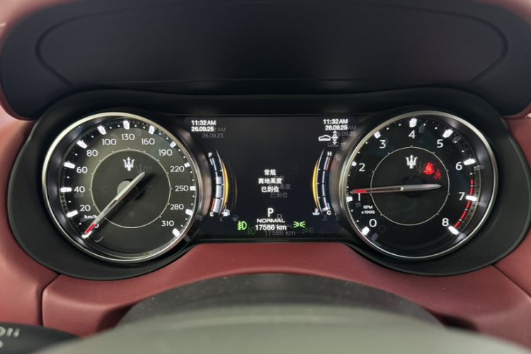 Used Maserati Levante 2022 3.0T Modena Odometer Close Up