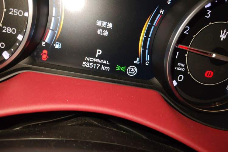 Used Maserati Levante 2022 2.0T GT Sharp Edition Odometer Close Up