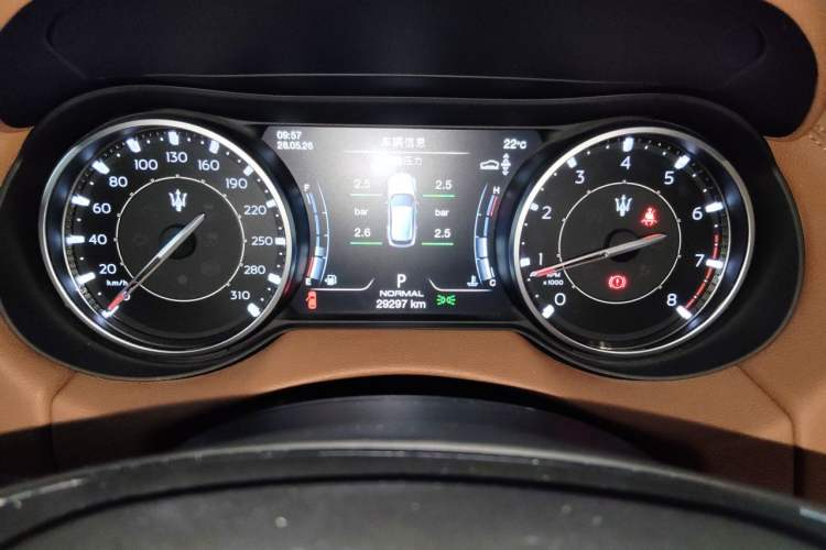 Used Maserati Levante 2022 2.0T GT Sharp Edition Odometer Close Up