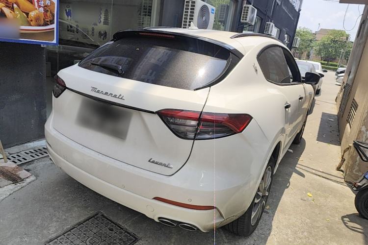 Used Maserati Levante 2022 2.0T GT Sharp Edition Rear Right 45 Deg