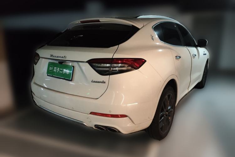 Used Maserati Levante 2022 2.0T GT Sharp Edition Rear Right 45 Deg