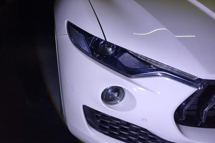 Used Maserati Levante 2022 2.0T GT Sharp Edition Right Front Headlight