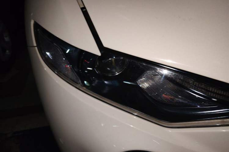 Used Maserati Levante 2022 2.0T GT Sharp Edition Right Front Headlight