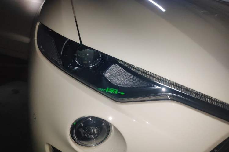 Used Maserati Levante 2022 2.0T GT Sharp Edition Right Front Headlight