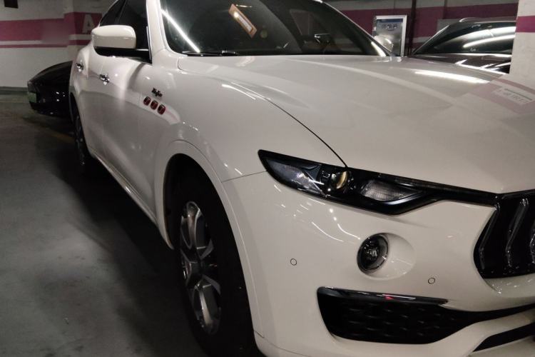 Used Maserati Levante 2022 2.0T GT Sharp Edition Right Front Headlight