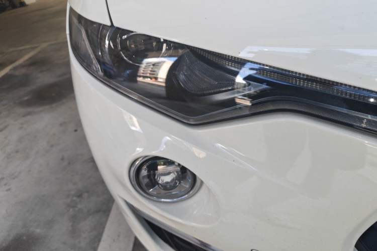 Used Maserati Levante 2022 2.0T GT Sharp Edition Right Front Headlight