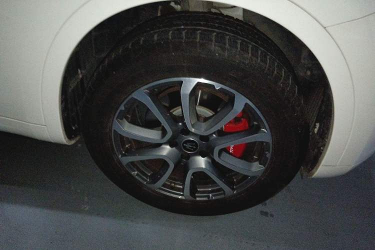 Used Maserati Levante 2022 2.0T GT Sharp Edition Right Front Wheel Hub