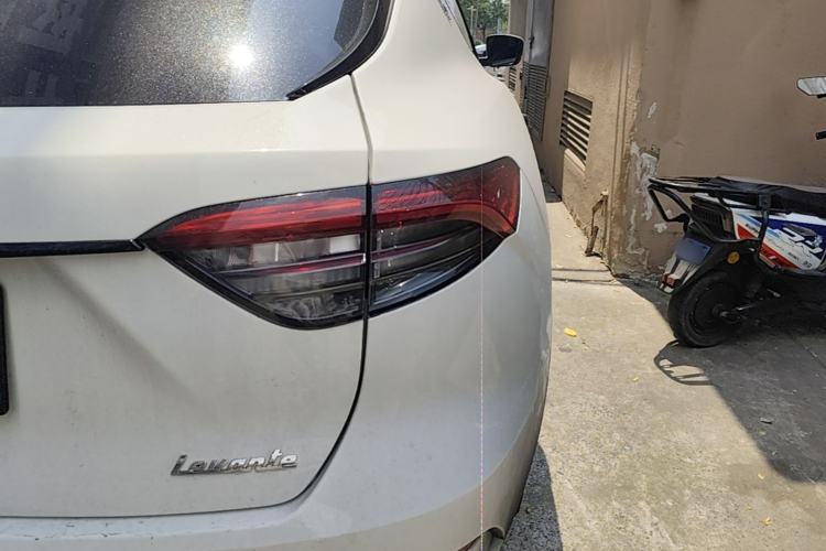 Used Maserati Levante 2022 2.0T GT Sharp Edition Right Rear Taillight