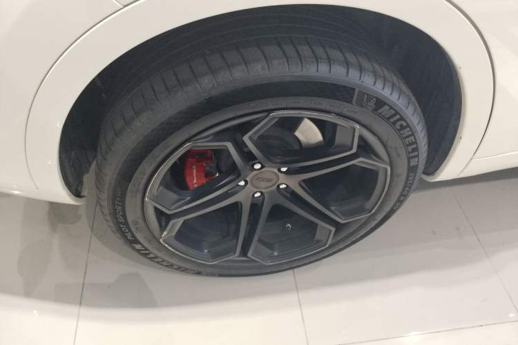 Used Maserati Levante 2022 2.0T GT Sharp Edition Right Rear Wheel Hub