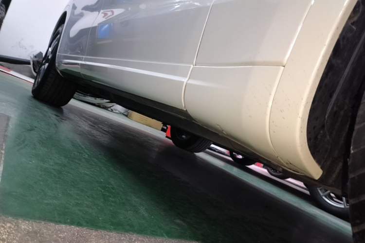 Used Maserati Levante 2022 2.0T GT Sharp Edition Right Side Sill