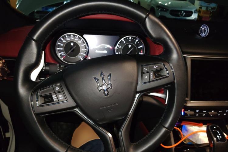 Used Maserati Levante 2022 2.0T GT Sharp Edition Steering Wheel