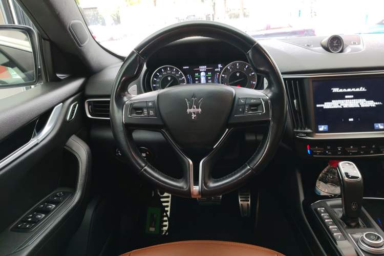 Used Maserati Levante 2022 2.0T GT Sharp Edition Steering Wheel