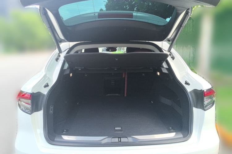 Used Maserati Levante 2022 2.0T GT Sharp Edition Trunk