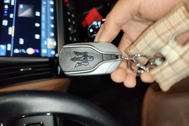 Used Maserati Levante 2022 2.0T GT Sharp Edition Vehicle Key