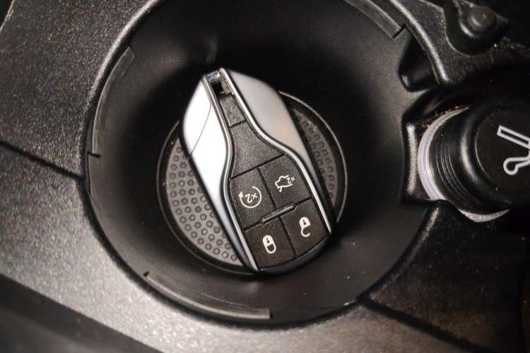 Used Maserati Levante 2022 2.0T GT Sharp Edition Vehicle Key