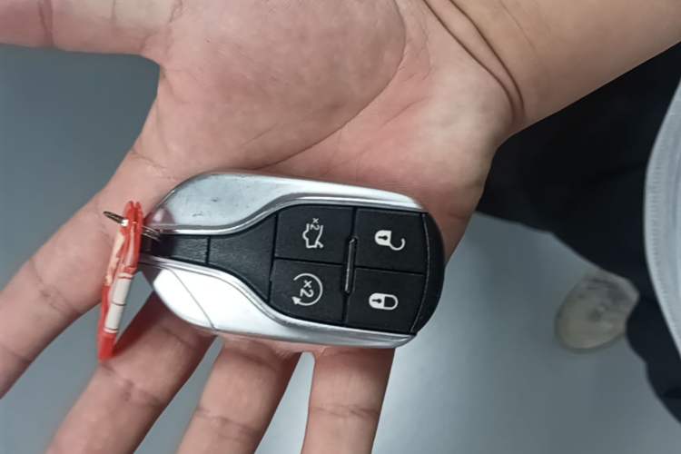 Used Maserati Levante 2022 2.0T GT Sharp Edition Vehicle Key