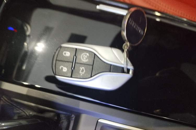Used Maserati Levante 2022 2.0T GT Sharp Edition Vehicle Key
