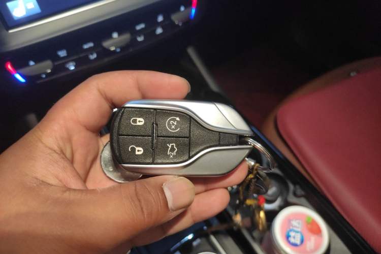 Used Maserati Levante 2022 2.0T GT Sharp Edition Vehicle Key