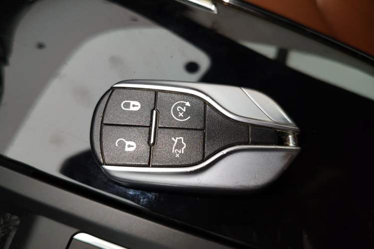 Used Maserati Levante 2022 2.0T GT Sharp Edition Vehicle Key