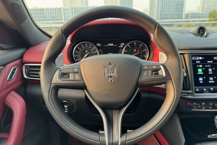 Used Maserati Levante 2023 3.0T Modena Interior 3
