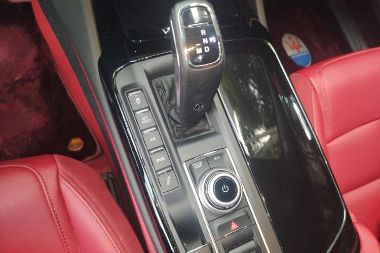 Used Maserati Levante 2023 3.0T Modena Gear Lever